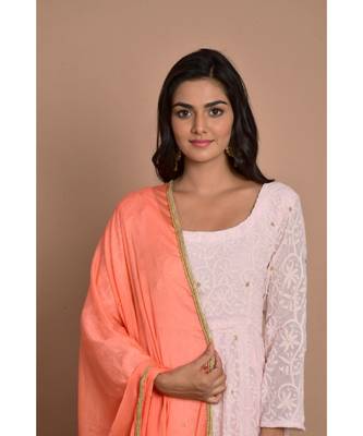 light pink chikankari with peach dupatta 4