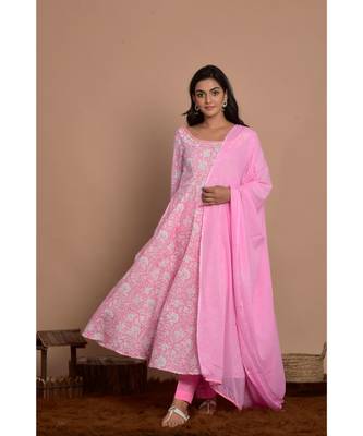 pink anarkali with pant and dupatta 1