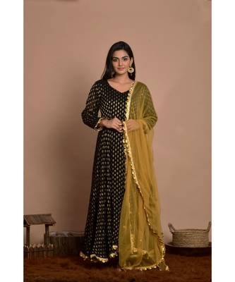 Black flared anarkali set with golden dupatta 3