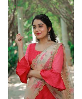 Red Khadi Silk  Fit and Flare Crop Top and Skirt 4
