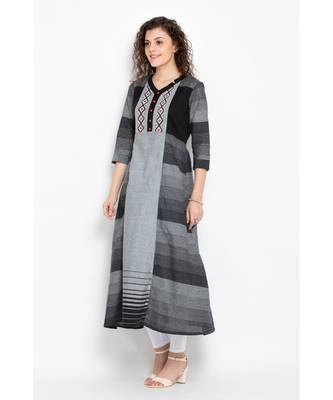 Rayon  A line kurta  in print and solid colour combination highlighted with embroidery ,mandarin collar and placket 3