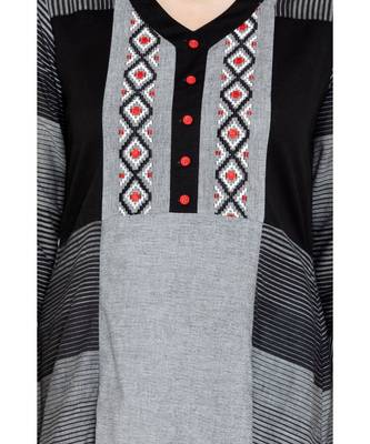Rayon  A line kurta  in print and solid colour combination highlighted with embroidery ,mandarin collar and placket 4
