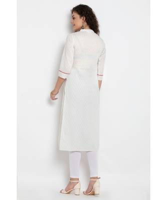 White Cotton Ikkat long kurta with three fourth sleeves 5