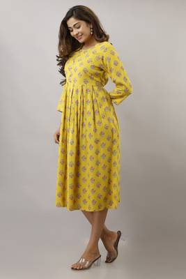 Yellow printed viscose rayon maxi-dresses 2