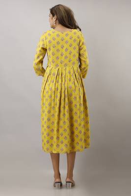 Yellow printed viscose rayon maxi-dresses 4