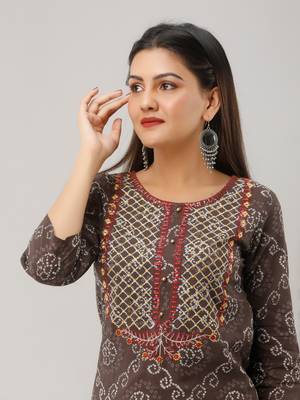 Grey Colored Embroidered Work Cotton Kurta 3