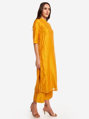 Ochre kurta with Trouser. 4