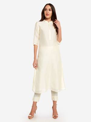 Off White kurta with Trouser. 2
