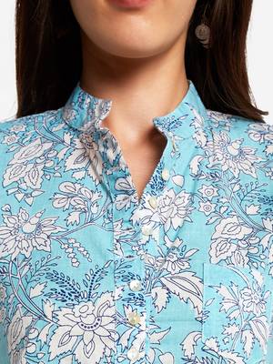 Light Blue Floral Printed kurta with Trouser. 5