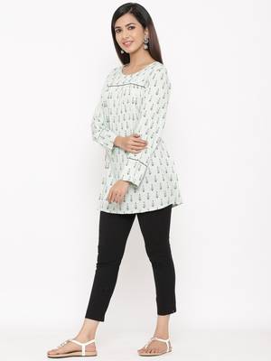 Light Green Women's Rayon Slub Leaf Print Casual Top 2