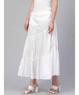 Ada Hand Embroidered White And Pink Cotton Lucknow Chikan Skirt 2