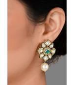 Kundan Studs With Shell Pearls