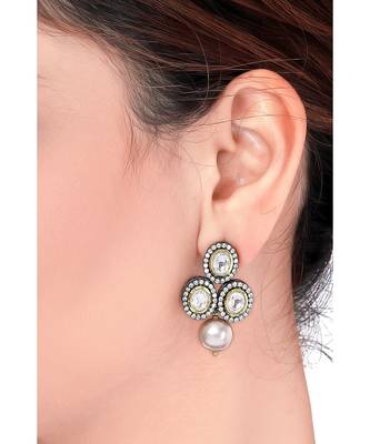 Antique Kundan Earring 1