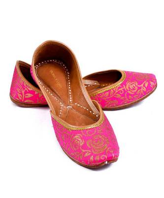 Banarasi Roses Jutti 3