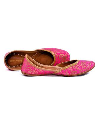 Banarasi Roses Jutti 4