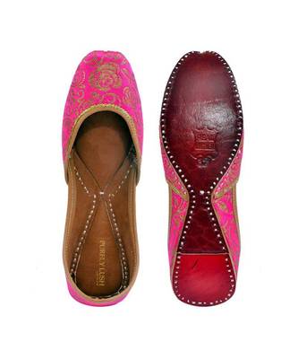 Banarasi Roses Jutti 5