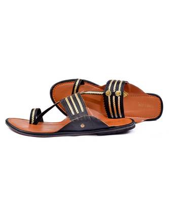 Jade Kolhapuri Chappal 4