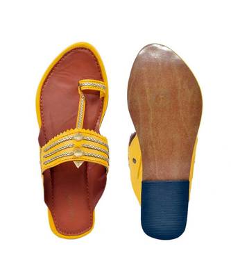 Yellow Muse Kolhapuri Chappal 5