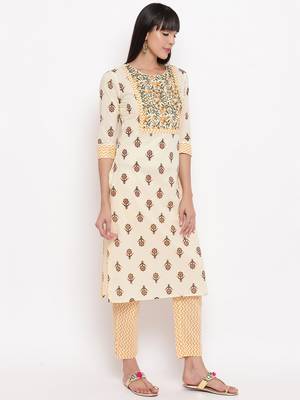 Women'S Floral Print Straight Cotton Yelllow Kurta,Pant & Dupatta 4