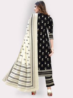 Women'S Floral Print & Embroidered Straight Cotton Black Kurta,Pant & Dupatta 2