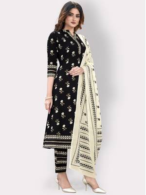 Women'S Floral Print & Embroidered Straight Cotton Black Kurta,Pant & Dupatta 4