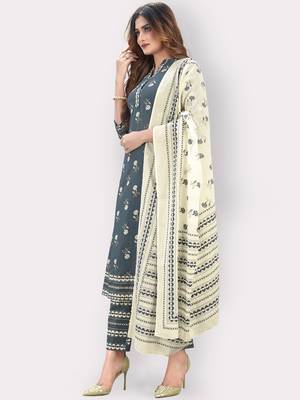 Women'S Floral Print & Embroidered Straight Cotton Grey Kurta,Pant & Dupatta 3