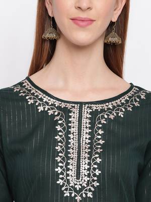 Women'S Embroidered / Striped Print Straight  Dark Green Kurti With Pant Set 5