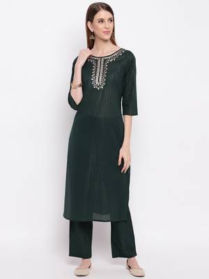 Women'S Embroidered / Striped Print Straight  Dark Green Kurti With Pant Set 8