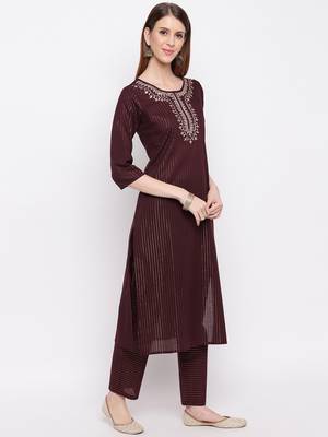 Women'S Embroidered / Striped Print Straight  Maroon(Wine) Kurti With Pant Set 4