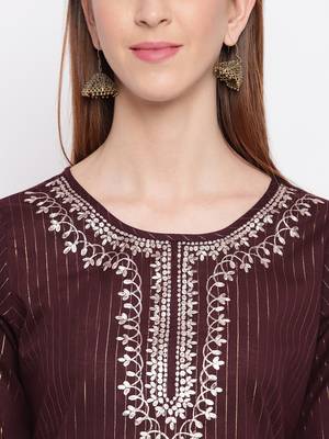 Women'S Embroidered / Striped Print Straight  Maroon(Wine) Kurti With Pant Set 5
