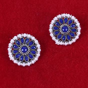 Round Blue and White Pearl Studs 1