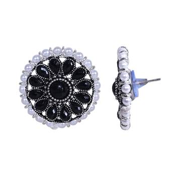 Round Black and White Pearl Studs 4