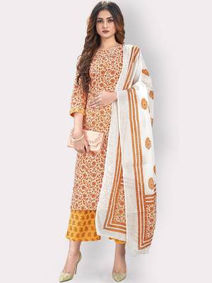Women'S Floral Print Straight Cotton Orange Kurta,Palazzo& Dupatta 1