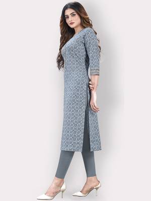 Women'S Floral Print & Embroidered Straight Cotton Blue Kurti 3