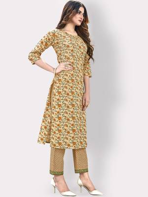 Women'S Printed & Embellished Work Straight Cotton Yellow Kurti With Pant Set 4