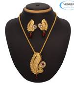 Vendee Fashion Handmade Gold Plated Pendant Set (7212)