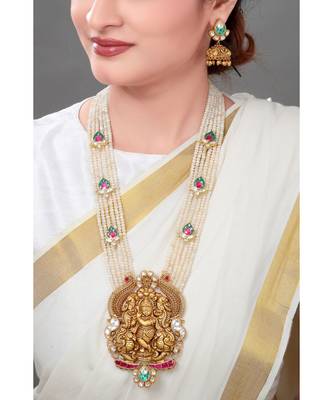 Elegant Earring & Necklace Set With Gold Toned Pendant & Semi Precious Stones Beads For A Touch Of Class 1