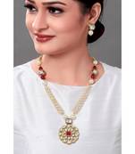 Contemporary Earring & Necklace Set With Kundan Pendant & White Pearls