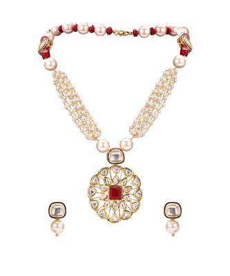 Contemporary Earring & Necklace Set With Kundan Pendant & White Pearls 2