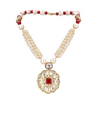Contemporary Earring & Necklace Set With Kundan Pendant & White Pearls 3