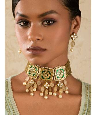 Allure Enamelled Green Kundan Necklace And Earrings Set 1