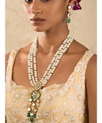 Classique Enamelled White And Green Enamelled Kundan And  Pearls Necklace And Earrings Set. 1