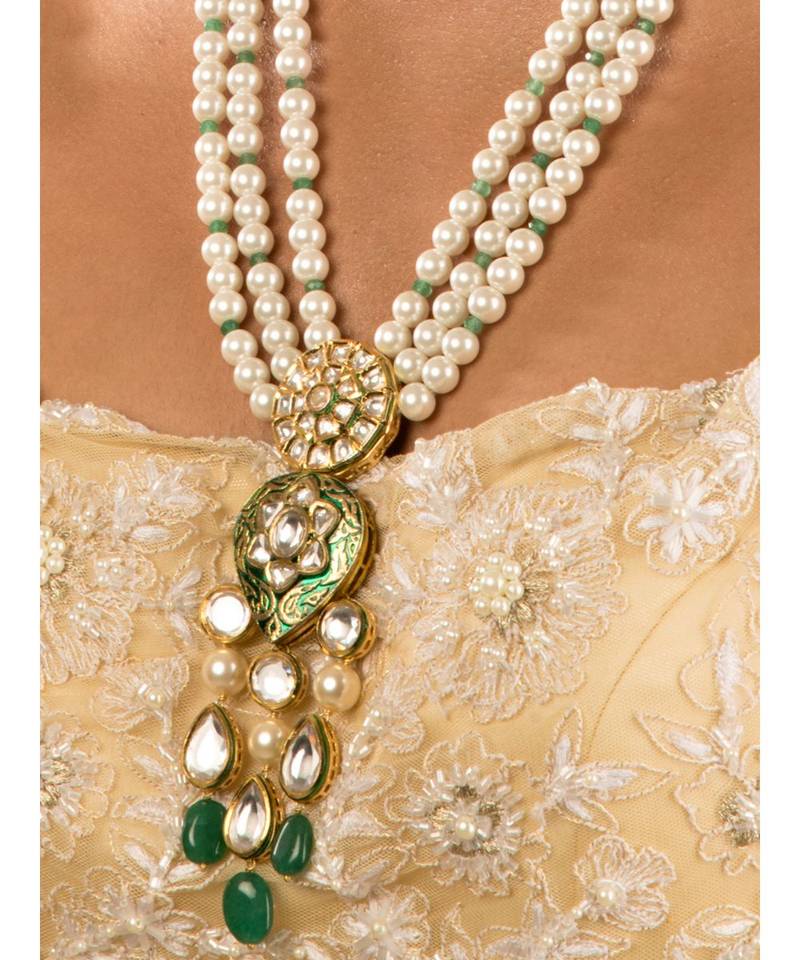 Classique Enamelled White And Green Enamelled Kundan And  Pearls Necklace And Earrings Set.