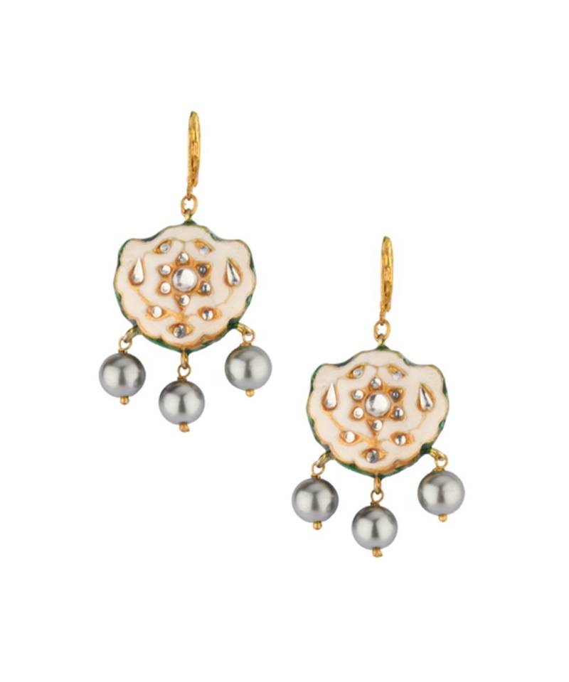 Jubilistic Beige Jute Thread,  Pearls And Lakh Pieces Necklace And Earrings Set.