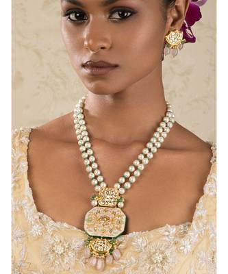 Ethnic Bling Enamelled White And Gold Kundan, Jade Drops,  Pearls Necklace And Earrings Set. 1