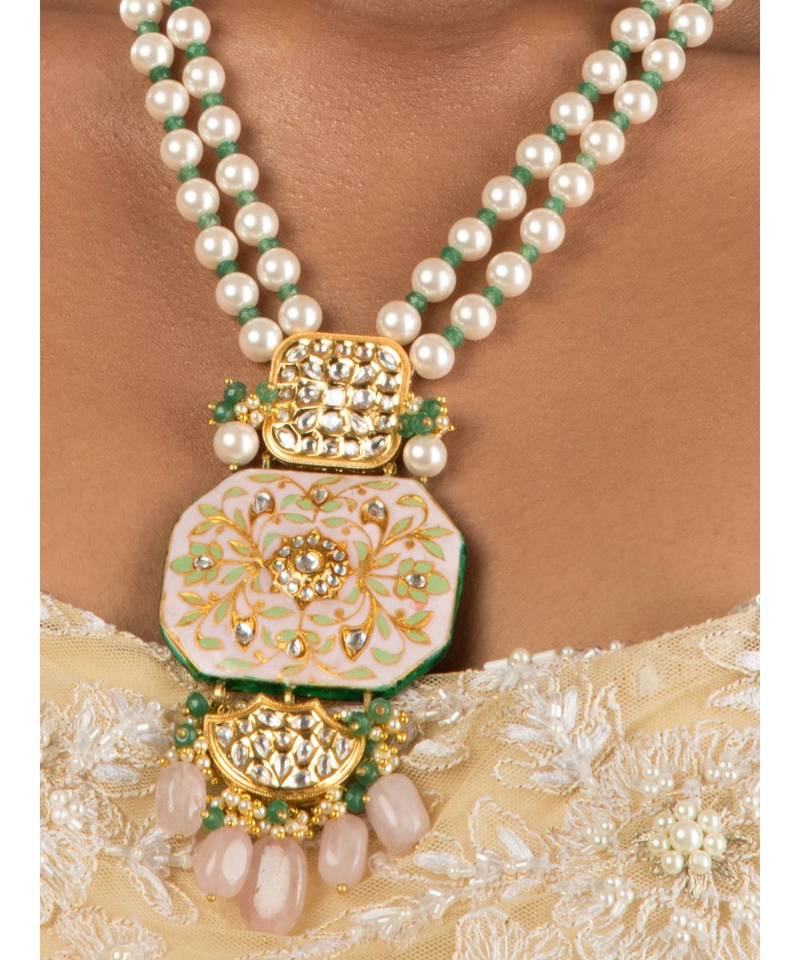 Ethnic Bling Enamelled White And Gold Kundan, Jade Drops,  Pearls Necklace And Earrings Set.