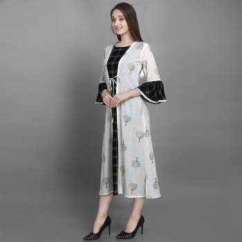 Women's Black Ethnic Jacket and Kurta Set 2