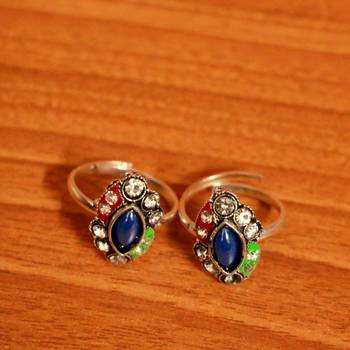 Blue zircon  toe-rings 2