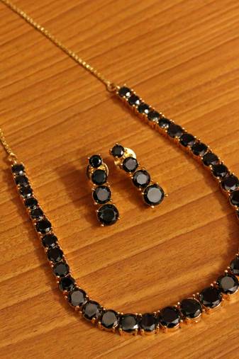 Black onyx necklace-sets