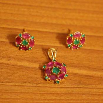 Red ruby  pendants 1